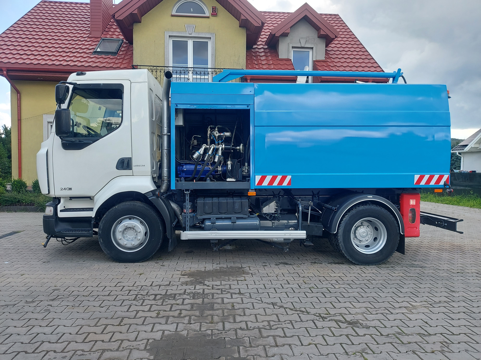 AUTO TECHNIK - Nákladné autá undefined: obrázok 26
