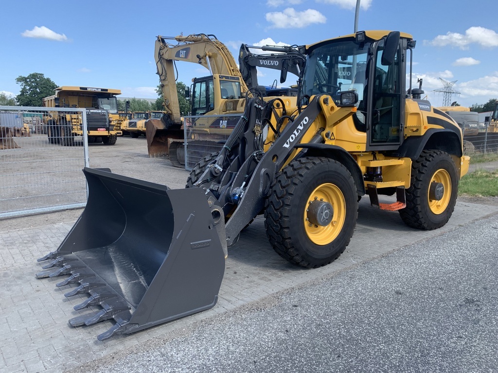 Tsamkos e.K. Machinery Sofoklis - Nikolas Tsamkosoglou - vozidlá na predaj undefined: obrázok 21