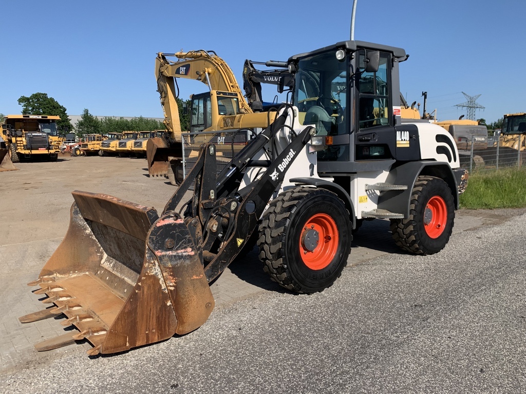 Tsamkos e.K. Machinery Sofoklis - Nikolas Tsamkosoglou - vozidlá na predaj undefined: obrázok 9