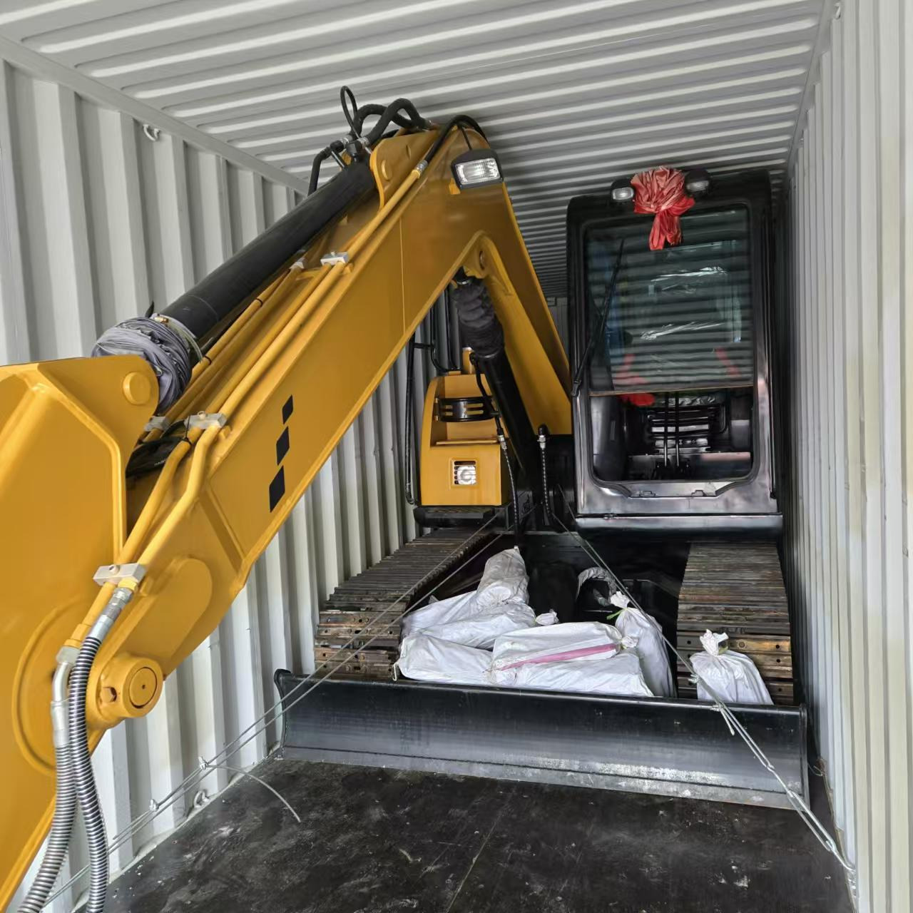 Toaks International Trading Company - Stavebné stroje - Euro 2, 2-osý undefined: obrázok 16