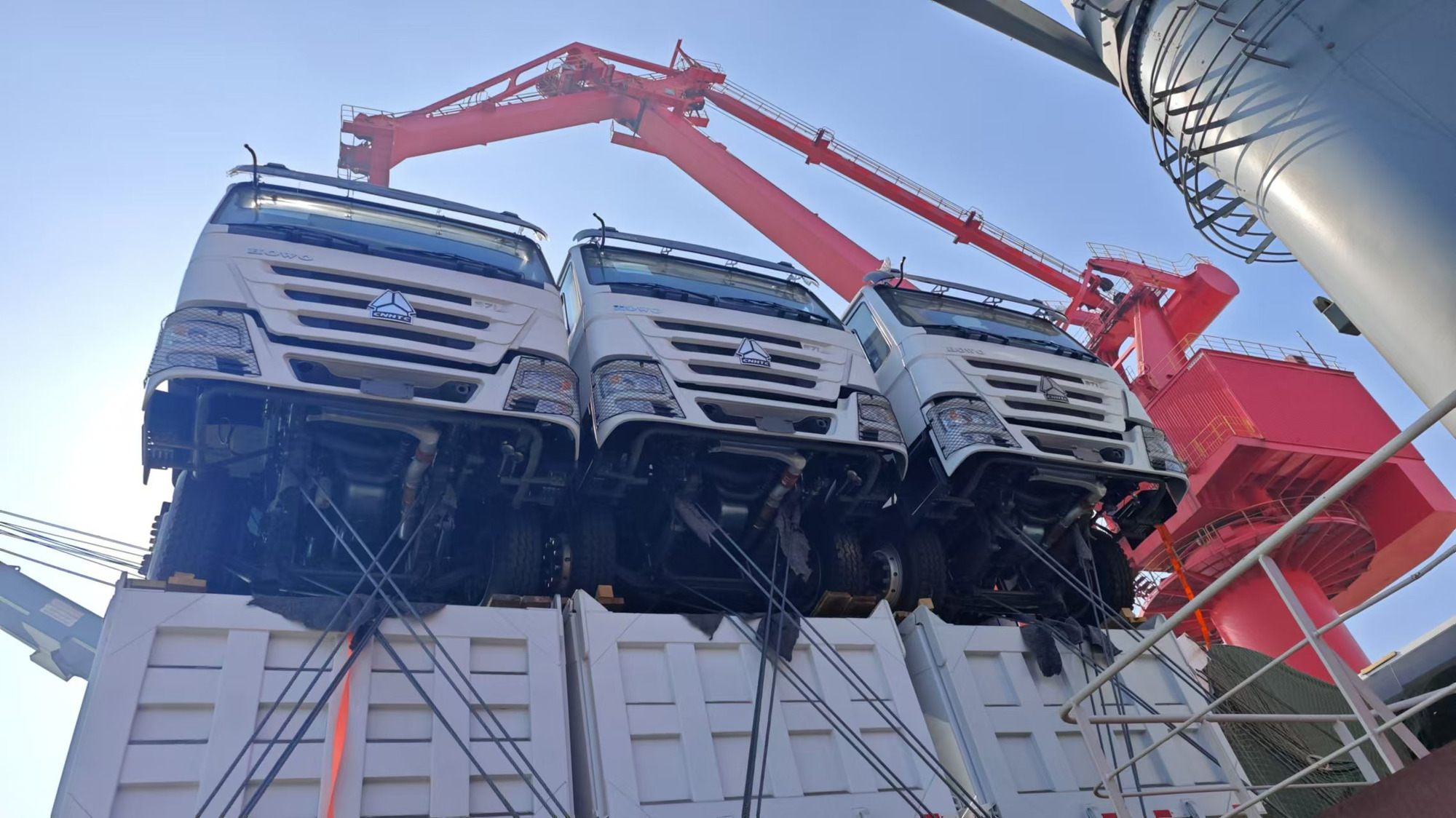 Toaks International Trading Company - Stavebné stroje - Euro 2, 2-osý undefined: obrázok 18