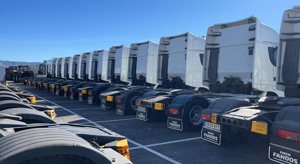 Talleres Fandos, S.L. - Nákladné autá IVECO - mechanická prevodovka: manuálna undefined: obrázok 2