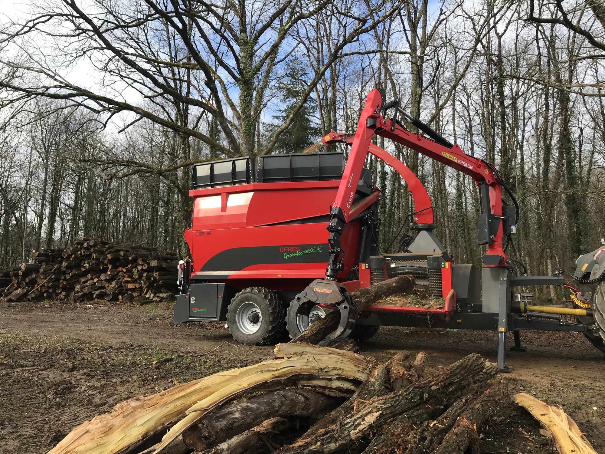 Ufkes Greentec - Dodávky - Euro 3, nafta undefined: obrázok 2