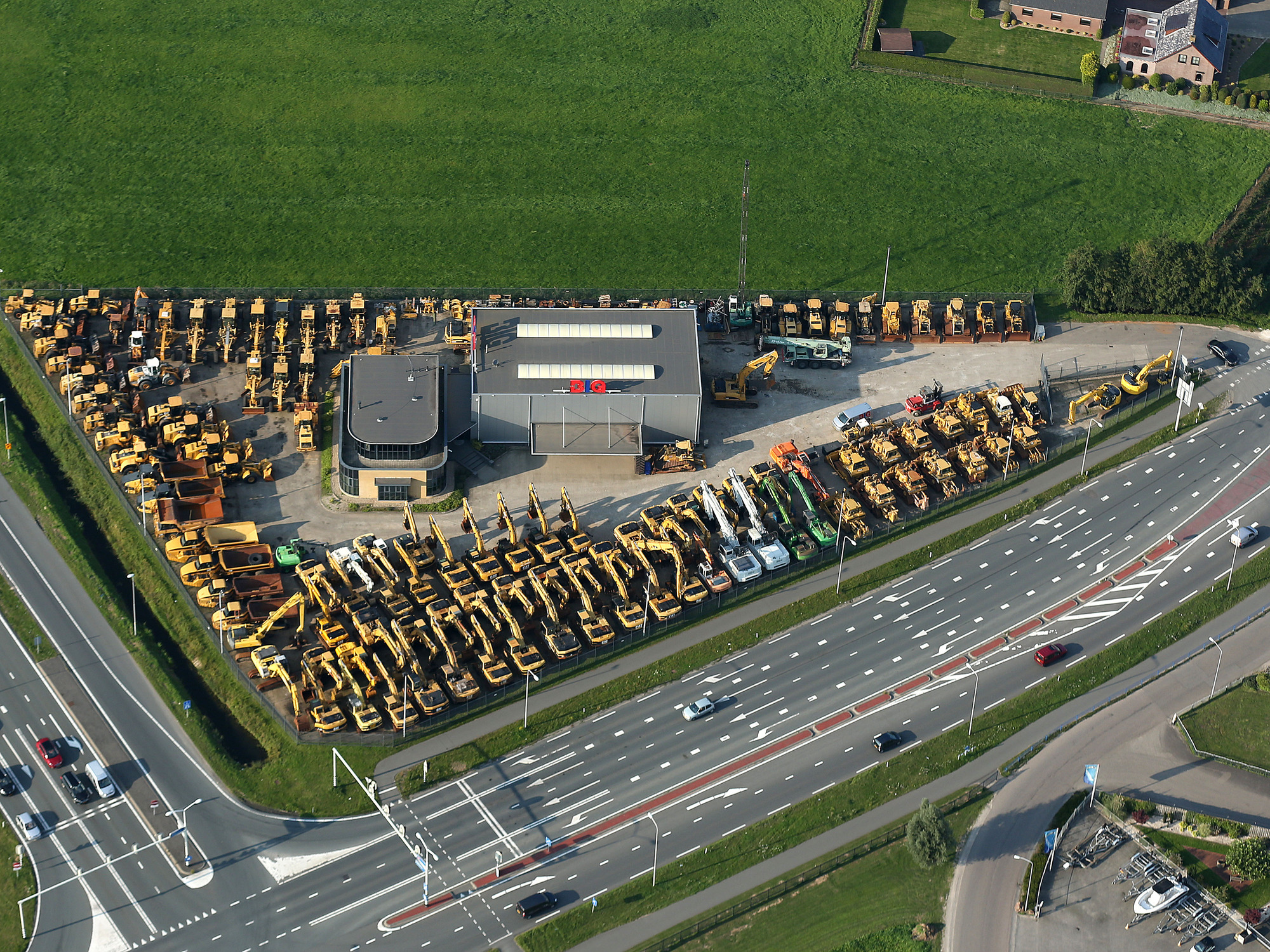 Big Machinery B.V. - Nákladné autá RENAULT - Rok: 2013, hydraulická ruka undefined: obrázok 2