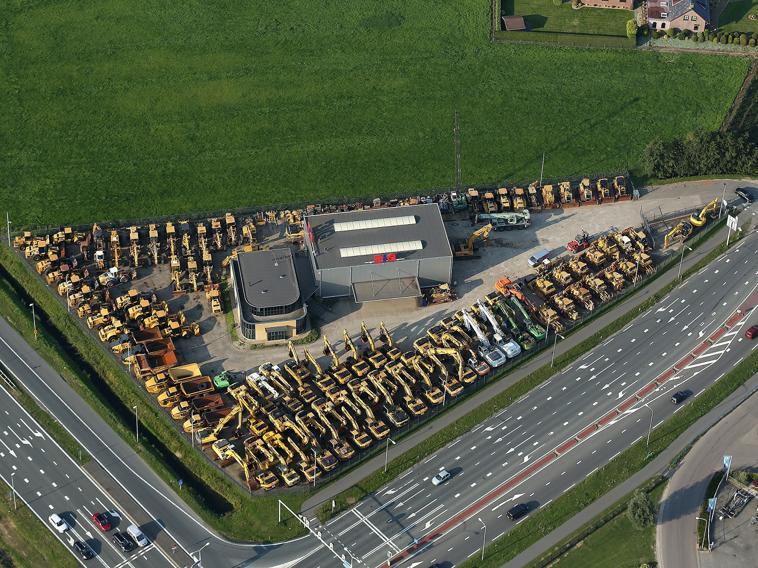 Big Machinery B.V. - Nákladné autá RENAULT - Rok: 2013, hydraulická ruka undefined: obrázok 4