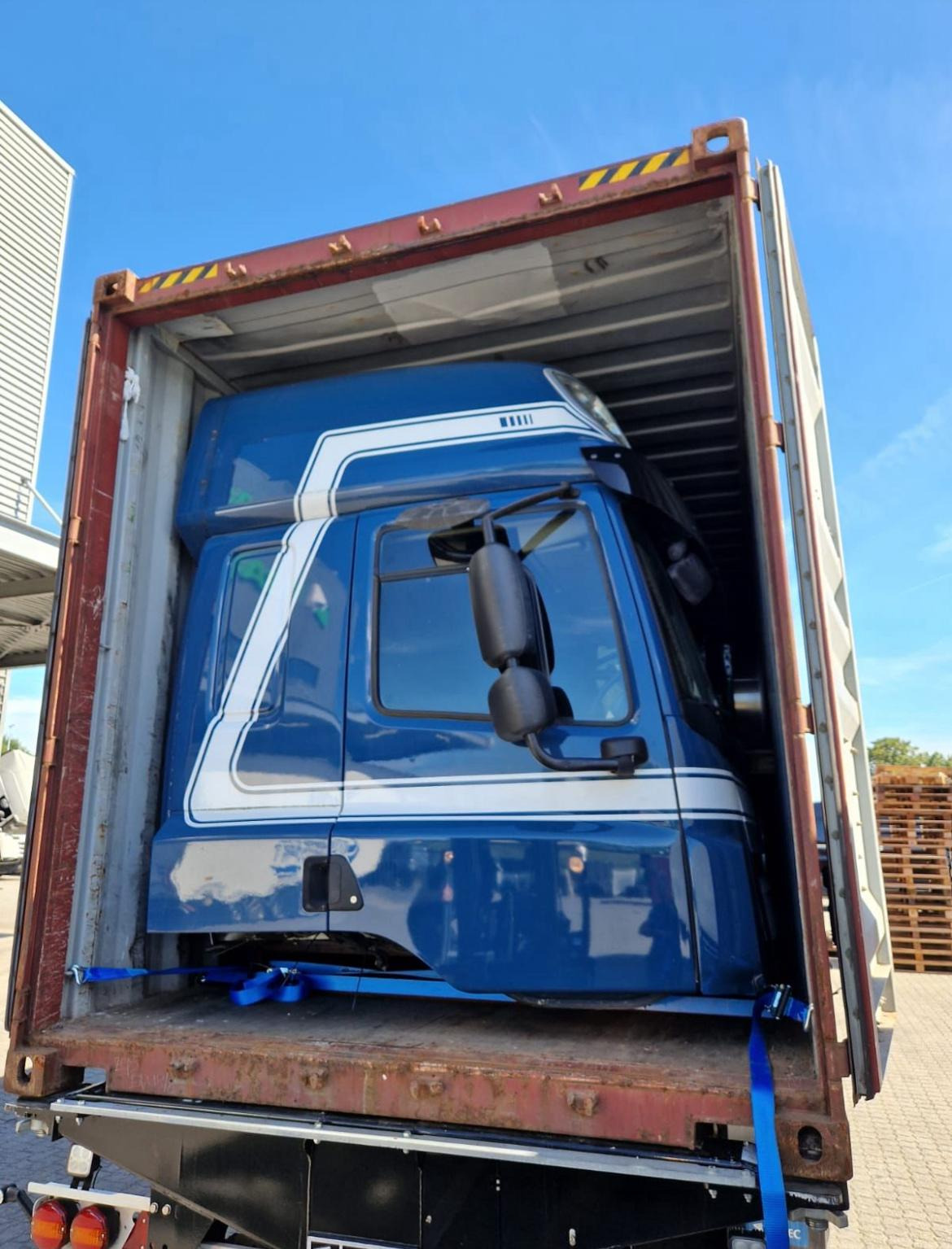 BAS PARTS & TYRES B.V. - Náhradné diely MERCEDES-BENZ - Rok: 2013 undefined: obrázok 10