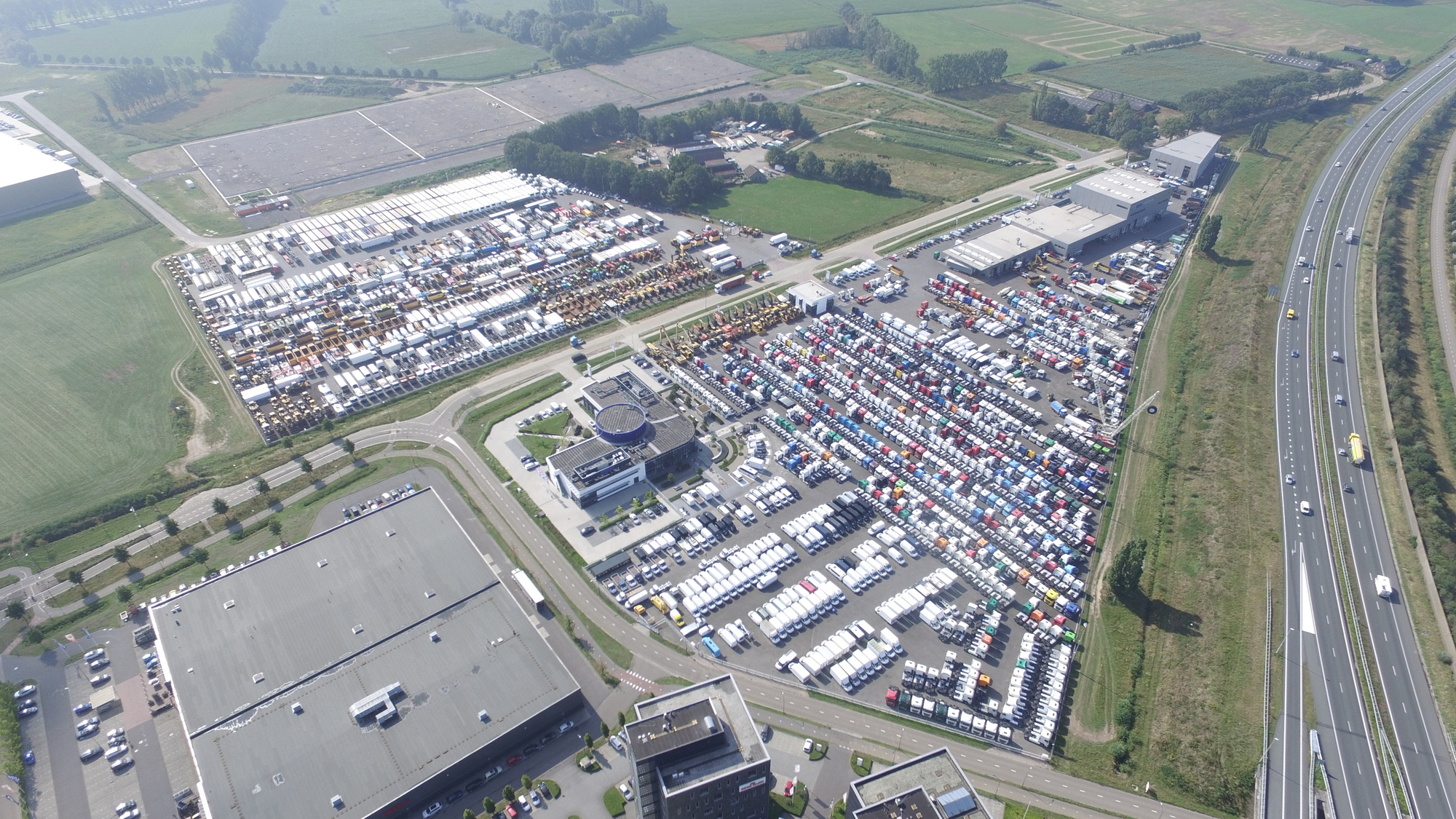 BAS PARTS & TYRES B.V. - Náhradné diely MERCEDES-BENZ - Rok: 2013 undefined: obrázok 7