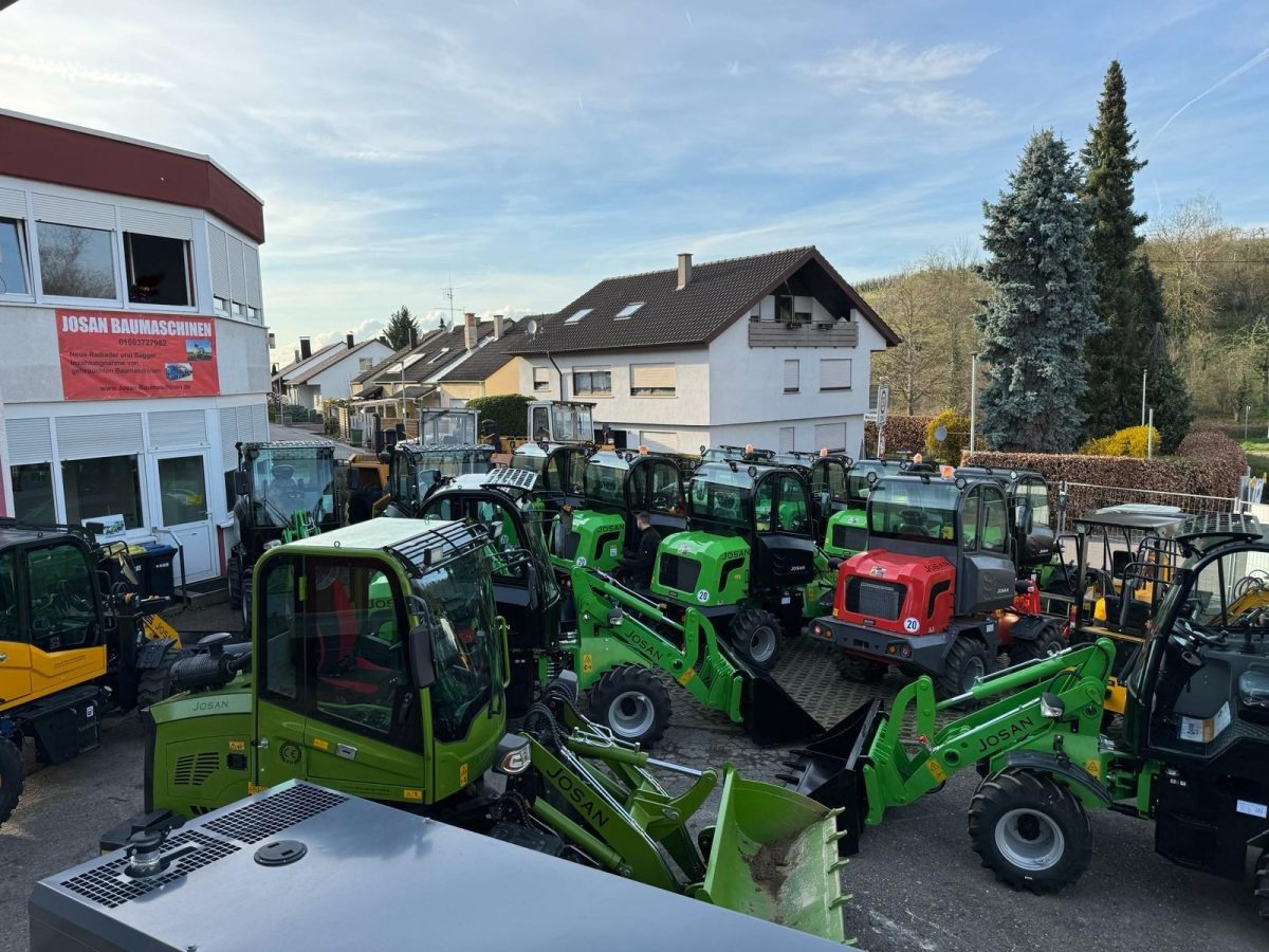 Josan Baumaschinen e.K.  Sandra Stapf - vozidlá na predaj undefined: obrázok 1