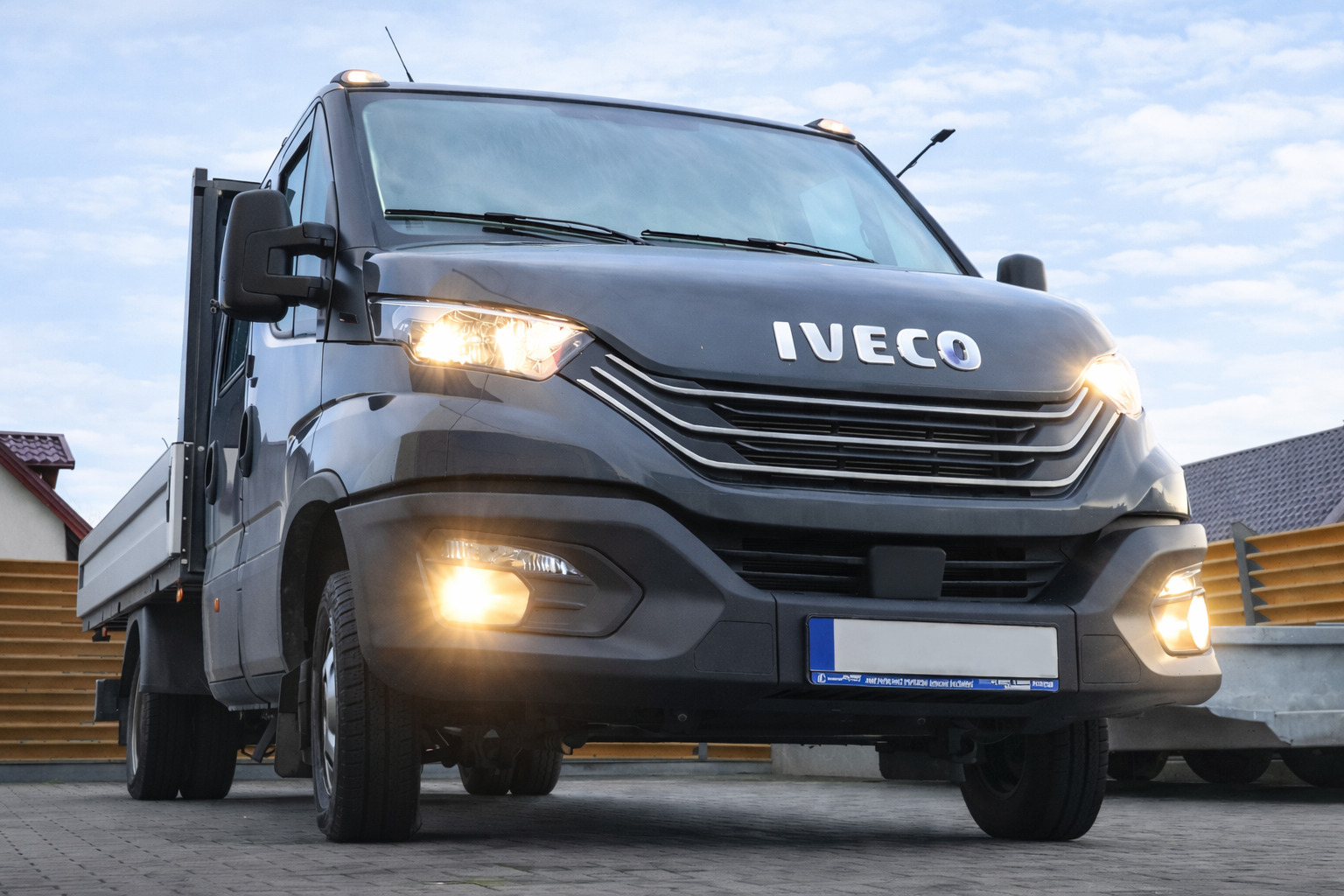 UAB Trenzės Transportas - vozidlá na predaj undefined: obrázok 2