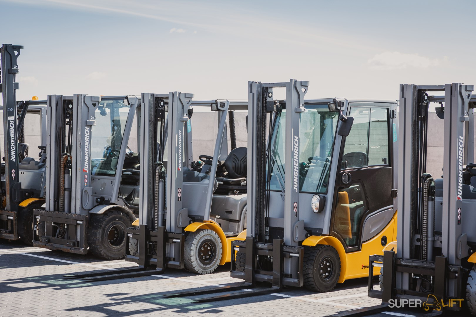 SUPERLIFT - vozidlá na predaj undefined: obrázok 14