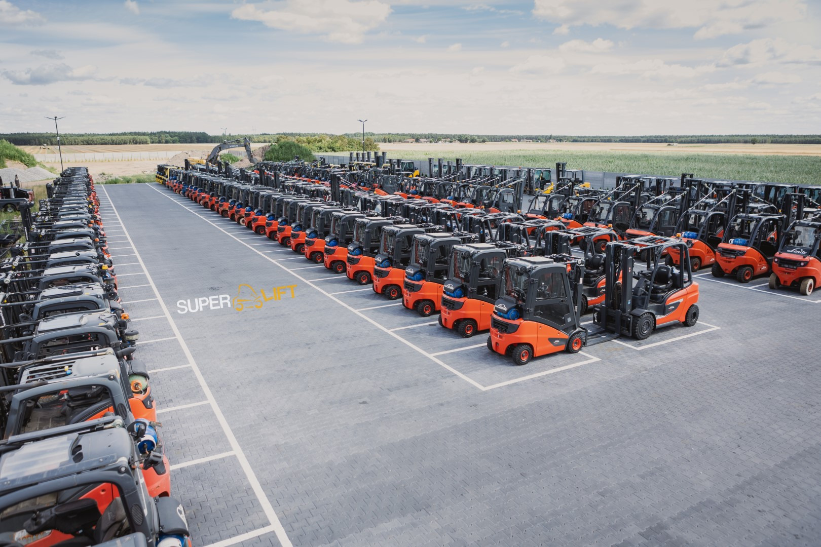 SUPERLIFT - vozidlá na predaj undefined: obrázok 2