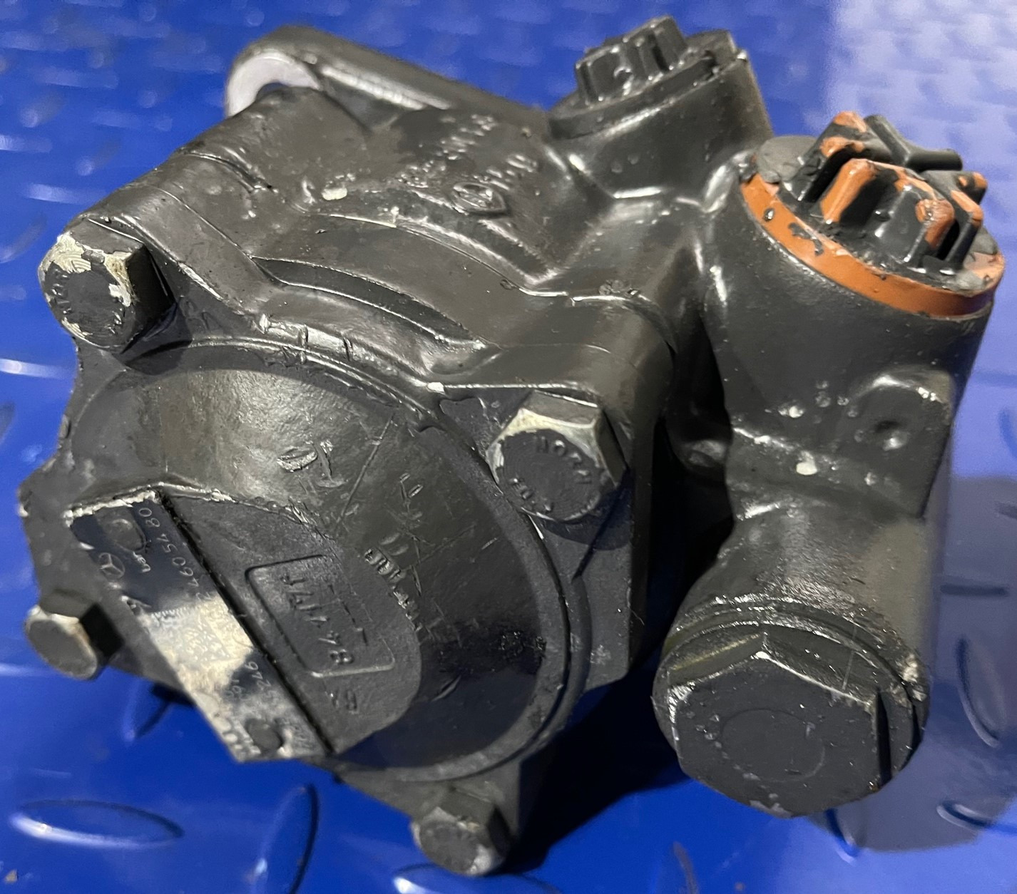 WEST TECH DIESEL SRL - Stavebné stroje undefined: obrázok 15