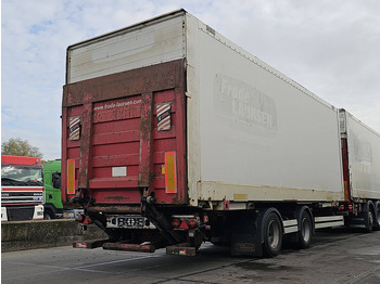 Príves preprava kontajnerov/ Výmenná nadstavba KRONE