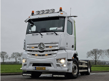 Podvozek s kabinou MERCEDES-BENZ Actros