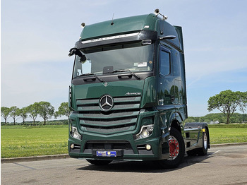Ťahač MERCEDES-BENZ Actros 1863