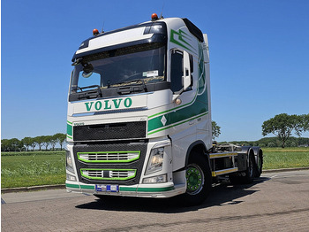 Hákový nosič kontajnerov VOLVO FH 500