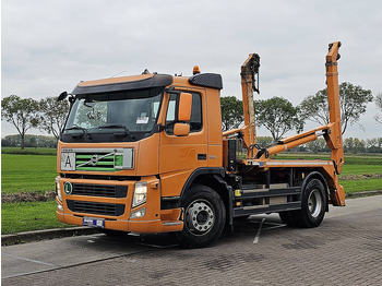 Ramenový nosič kontajnerov Volvo FM 330: obrázok 2