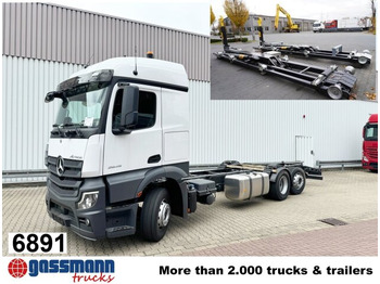 Hákový nosič kontajnerov MERCEDES-BENZ Actros 2545