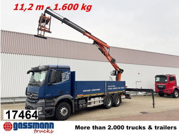 Valníkový/ Plošinový nákladný automobil MERCEDES-BENZ Arocs 2642