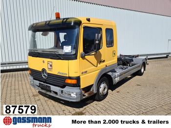 Hákový nosič kontajnerov MERCEDES-BENZ Atego 815