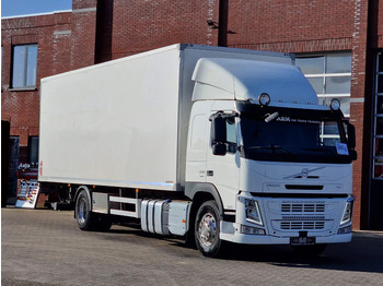 Chladirenské nákladné vozidlo VOLVO FM 330