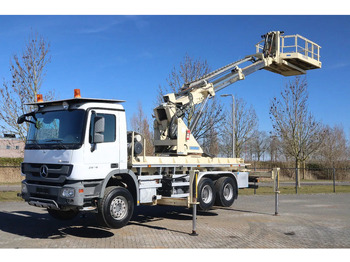 Nákladné auto MERCEDES-BENZ Actros 2636