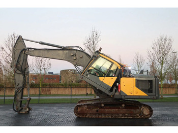 Pásové rýpadlo VOLVO EC250EL