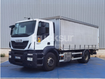 Plachtové nákladné vozidlo IVECO Stralis