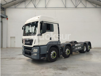 Podvozek s kabinou MAN TGS 35.400