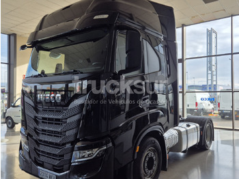 Ťahač IVECO S-WAY