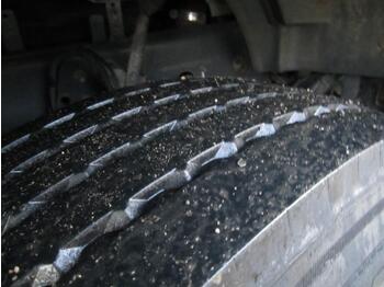 Plachtové nákladné vozidlo Renault Premium 370 DXI: obrázok 4 Plachtové nákladné vozidlo Renault Premium 370 DXI: obrázok 4