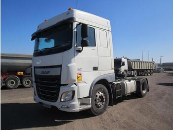 Ťahač DAF XF 105 460
