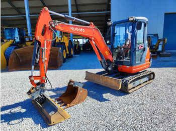 Mini rýpadlo Kubota KX71-3: obrázok 2