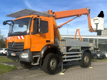 Automobilová plošina PALFINGER