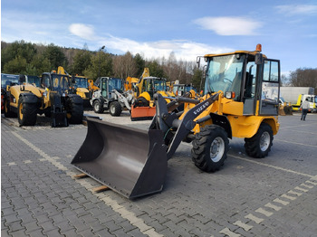 Kolesový nakladač VOLVO L30B