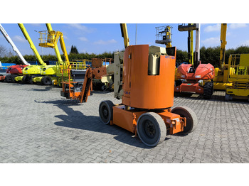 Kĺbová pracovná plošina JLG