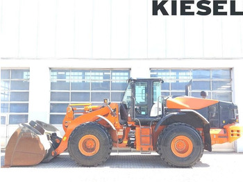 Kolesový nakladač HITACHI ZW310
