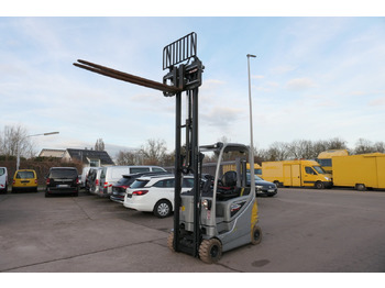 Závesný vysokozdvižný vozík STILL RX20