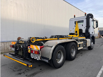 Hákový nosič kontajnerov Mercedes-Benz Arocs 2645: obrázok 5 Hákový nosič kontajnerov Mercedes-Benz Arocs 2645: obrázok 5