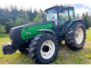 Traktor VALTRA 8450