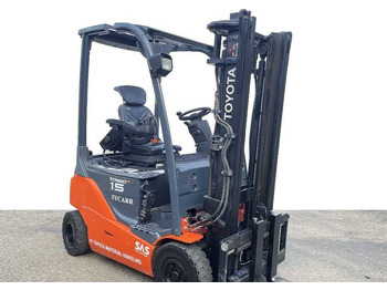 Elektrický vysokozdvižný vozík TOYOTA