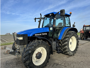 Traktor NEW HOLLAND TM
