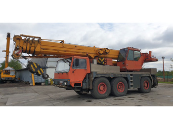 Autožeriav LIEBHERR LTM 1050/1
