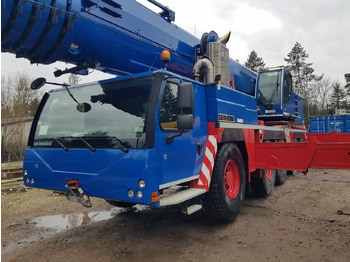 Autožeriav LIEBHERR