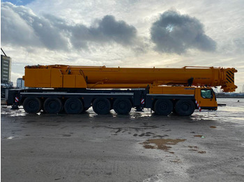 Autožeriav LIEBHERR