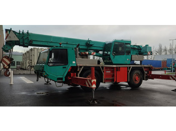 Autožeriav TADANO ATF 30-2L