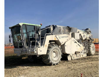 Stabilizátor zeminy WIRTGEN