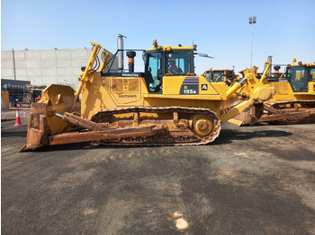 Buldozér KOMATSU D155