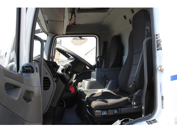 Interior photo 2: Leasing Mercedes-Benz Atego 1221 E6  Koffer   Klima  LDW  Schalter  LBW Mercedes-Benz Atego 1221 E6  Koffer   Klima  LDW  Schalter  LBW