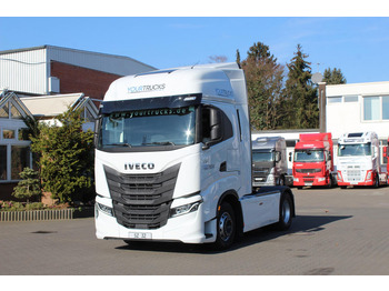 Ťahač IVECO S-WAY